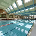 3br Pool Sauna Gym & Views *
