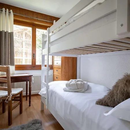 3br Pool Sauna Gym & Views *