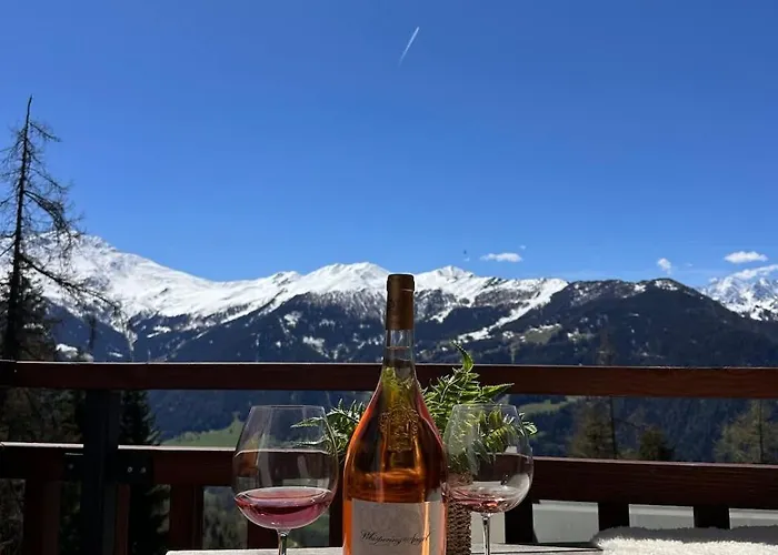 Appartement 3br Pool Sauna Gym & Views *