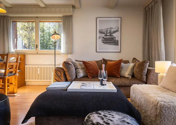 3br Pool Sauna Gym & Views Appartamento *