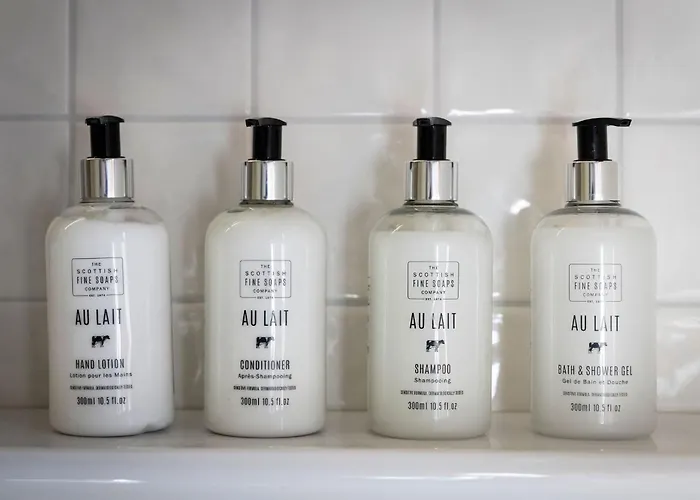 Appartamento 3br Pool Sauna Gym & Views